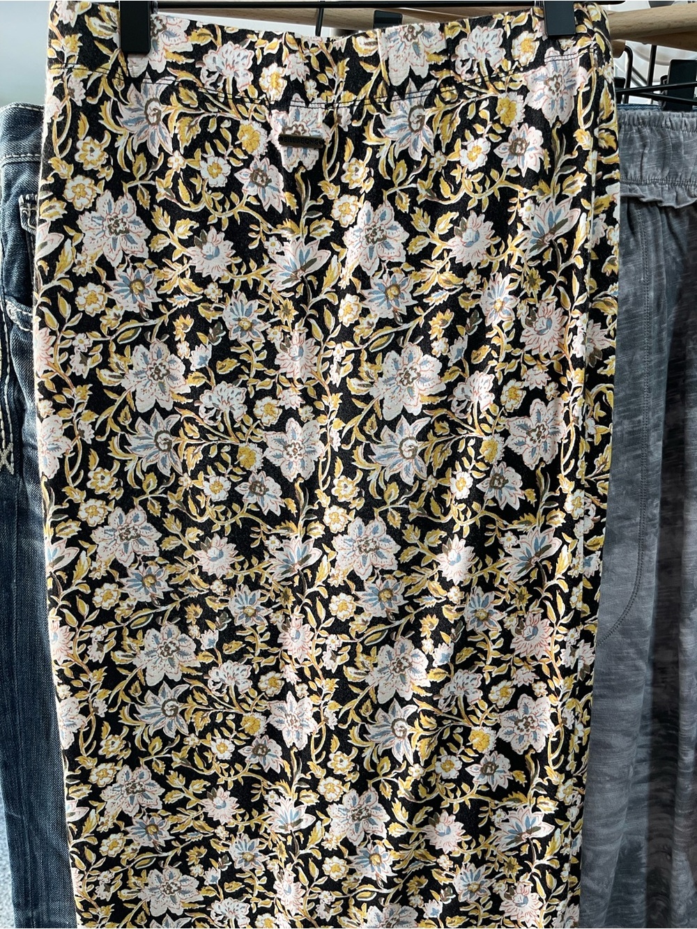 Billabong Black Floral Pencil Skirt